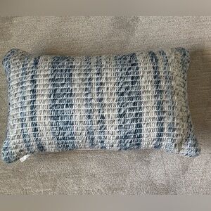 Pottery Barn throw pillow, blue/cream, includes insert